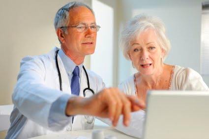 Doc and patient at laptop.jpg
